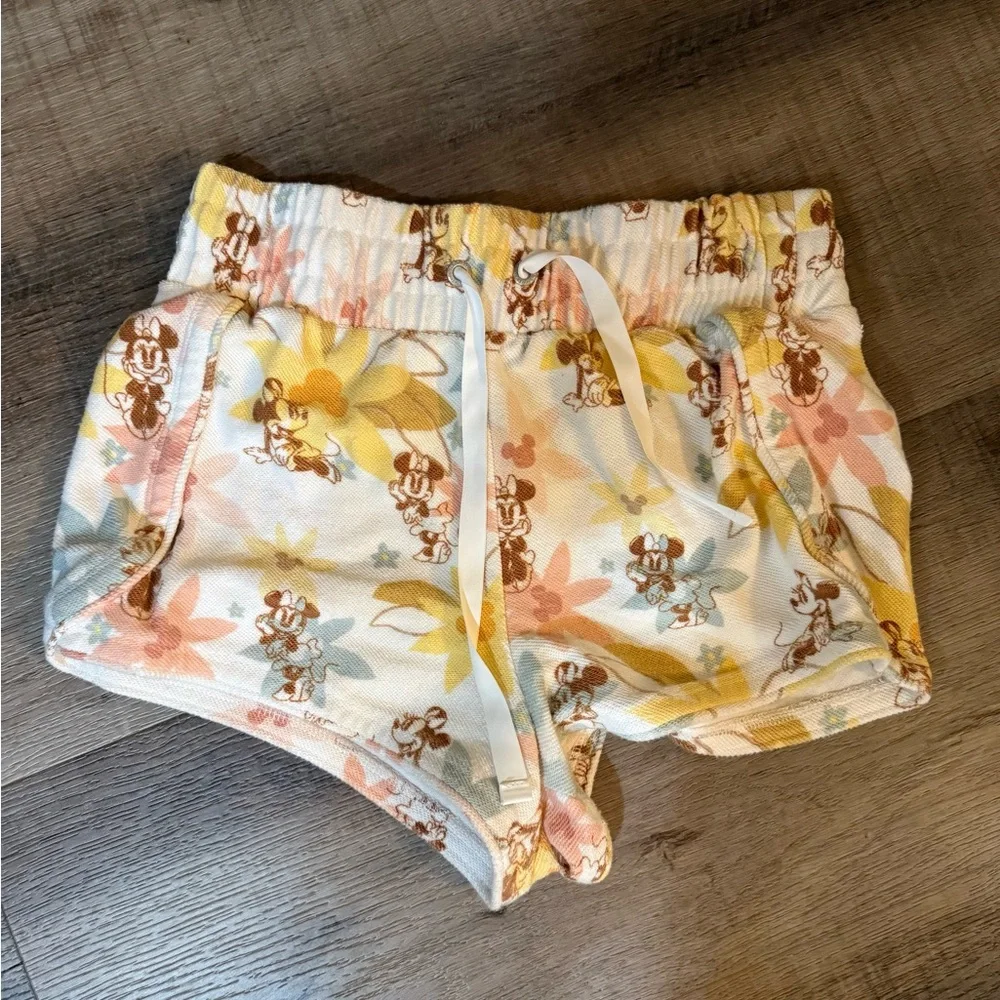 Disney Minnie Mouse Women's Floral Print Shorts Size Small